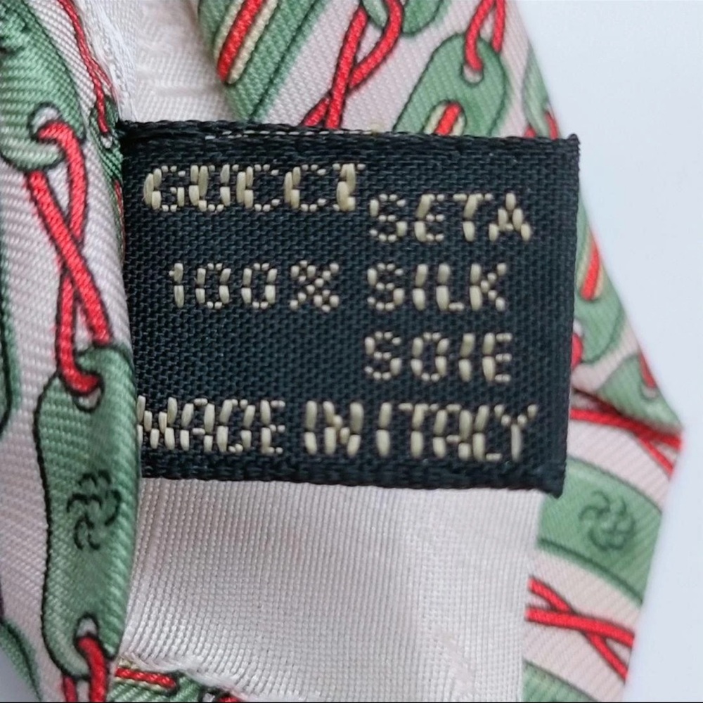 GUCCI necktie in green, red, and beige - Picture 9 of 14